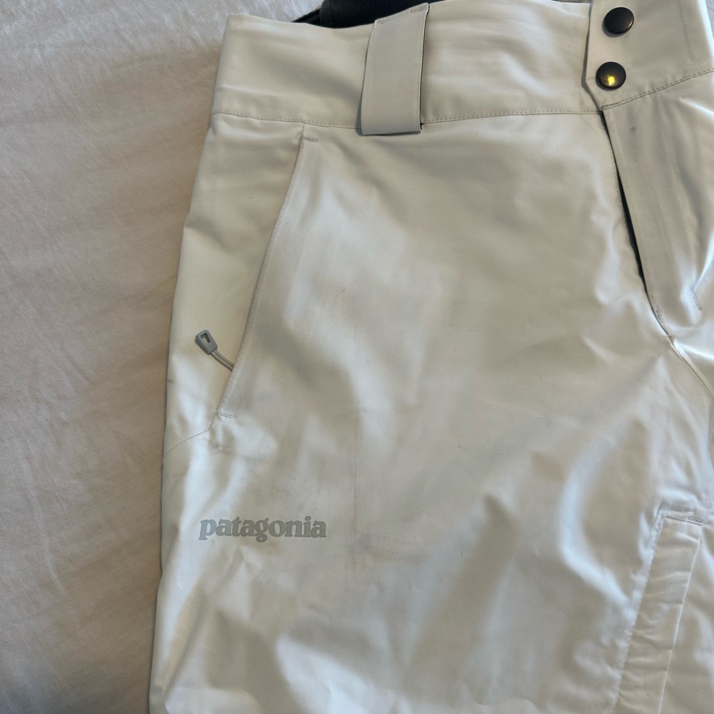 Patagonia Women’s White Snow/Ski Pants medium - Picture 5 of 6